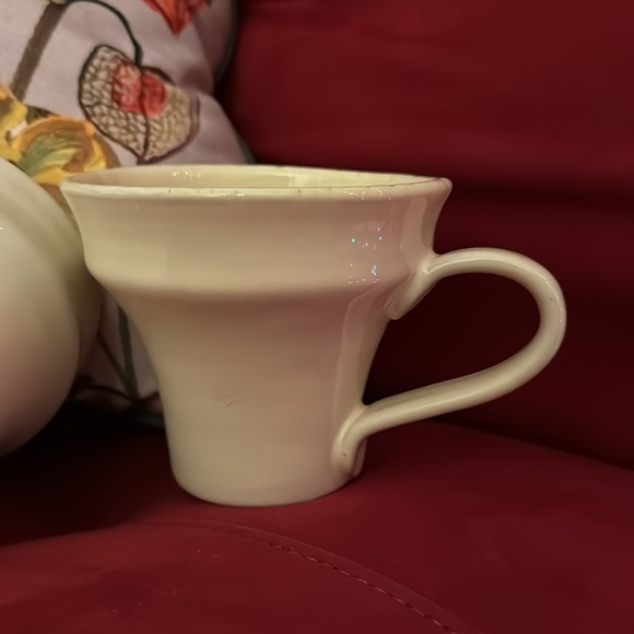 Vietri Coffee mugs - set of 2 - Picture 3 of 6